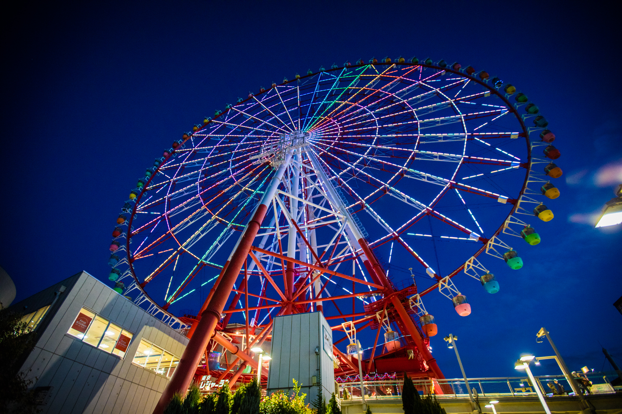 谁知道这次玩了很多不一样的点,台场真的太丰富了_调色板城大摩天轮