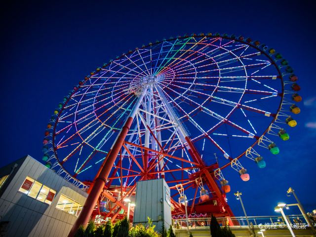 调色板城大摩天轮