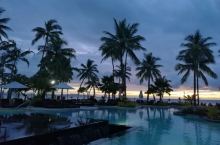 丹娜努岛的夕阳 在丹娜努岛宾馆拍摄的夕阳