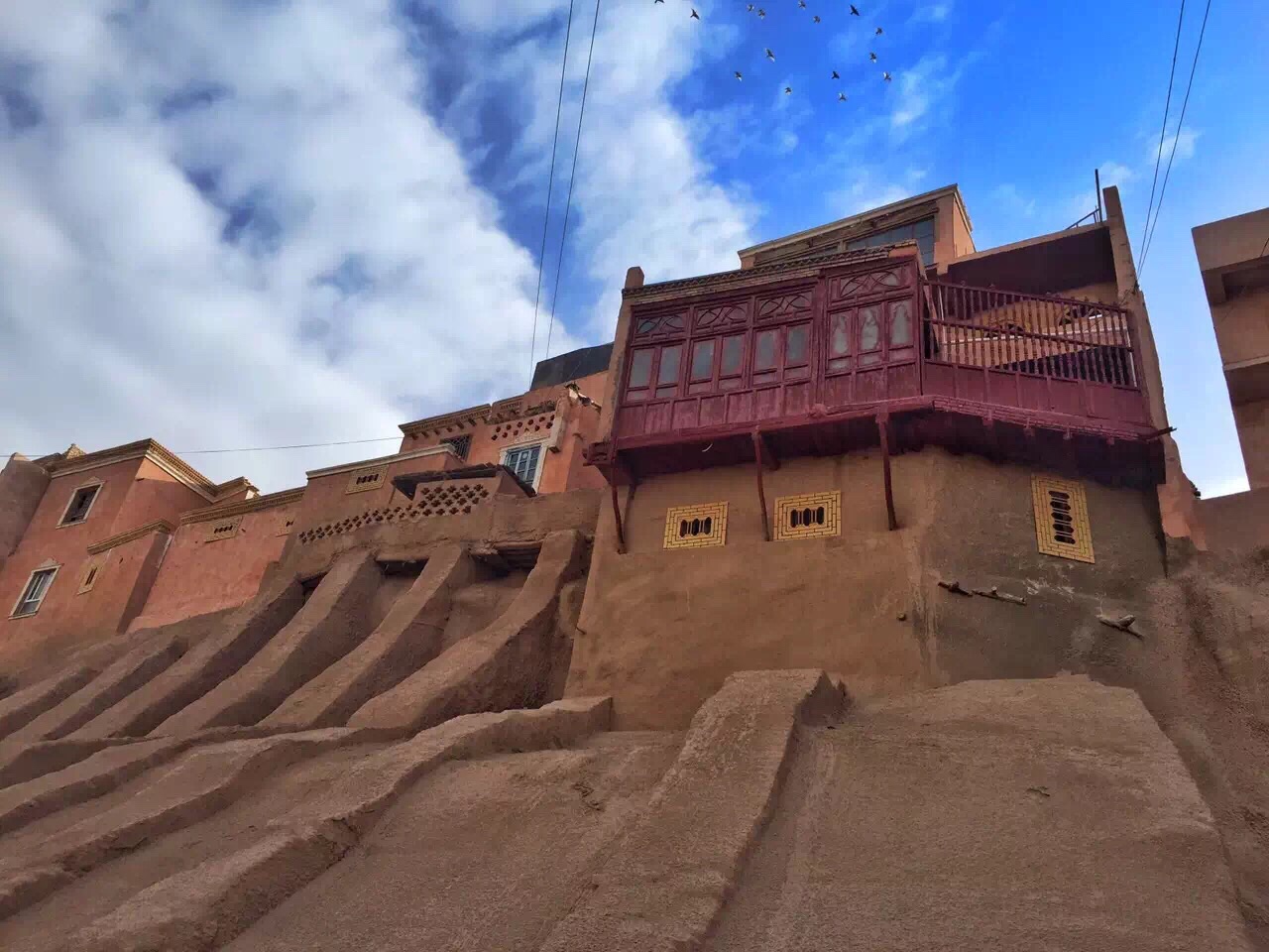 【携程攻略】喀什市高台民居景点,高台民居这里的维吾尔族人世代聚居