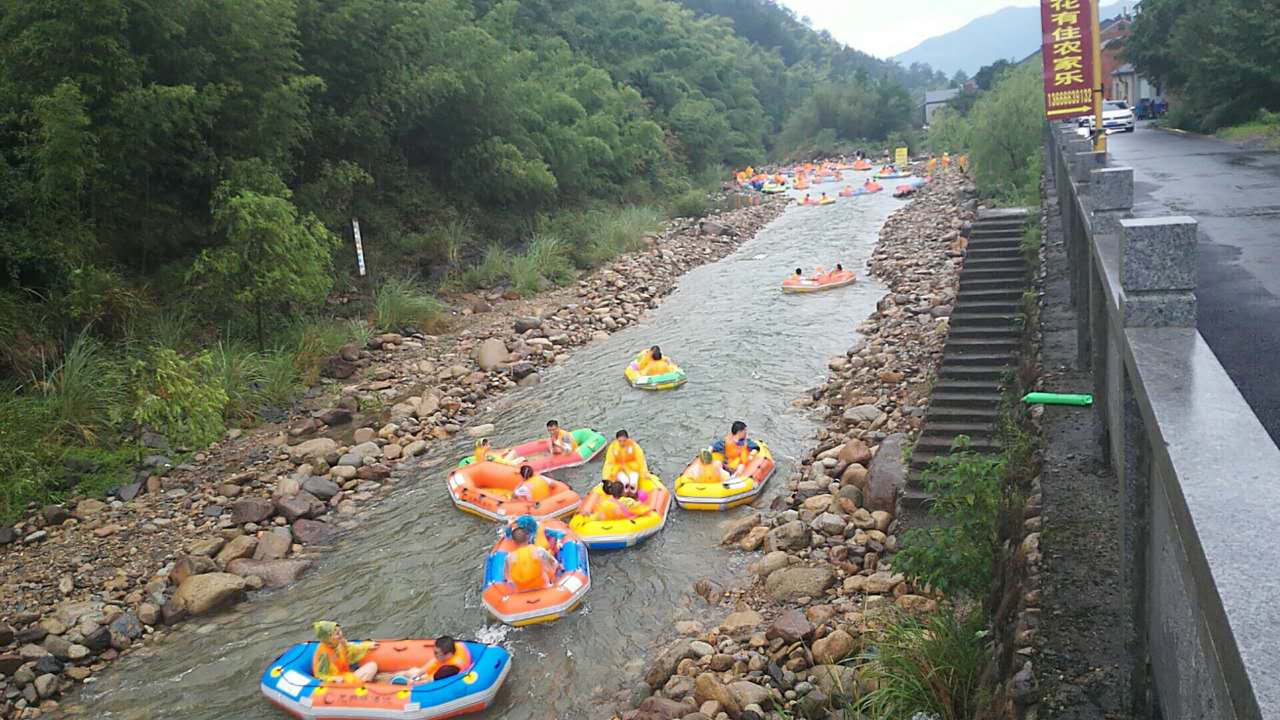 龙井峡漂流
