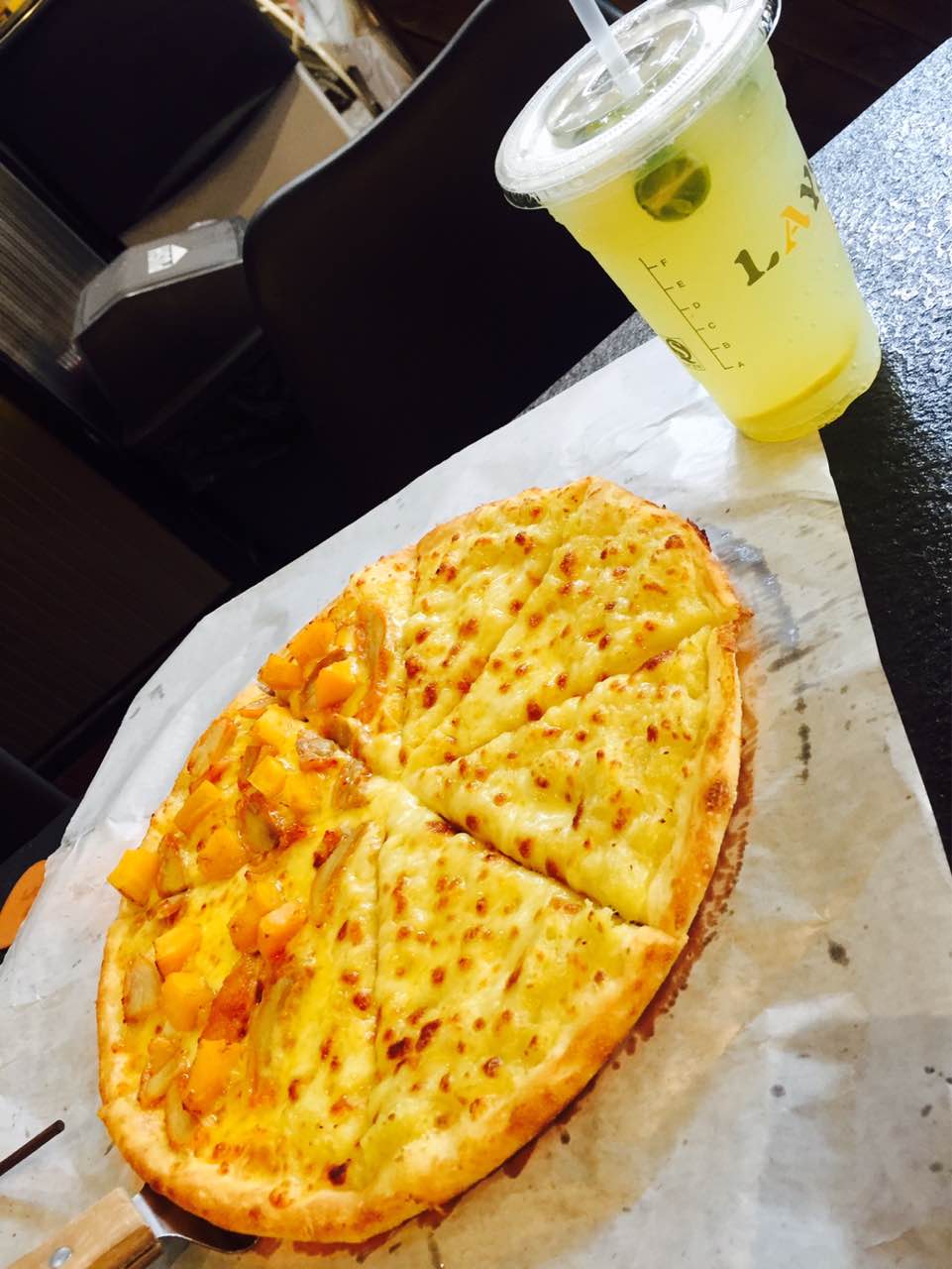 2022乐时榴莲披萨(金沙湾店)美食餐厅,刚开业不久,打折力度好大.