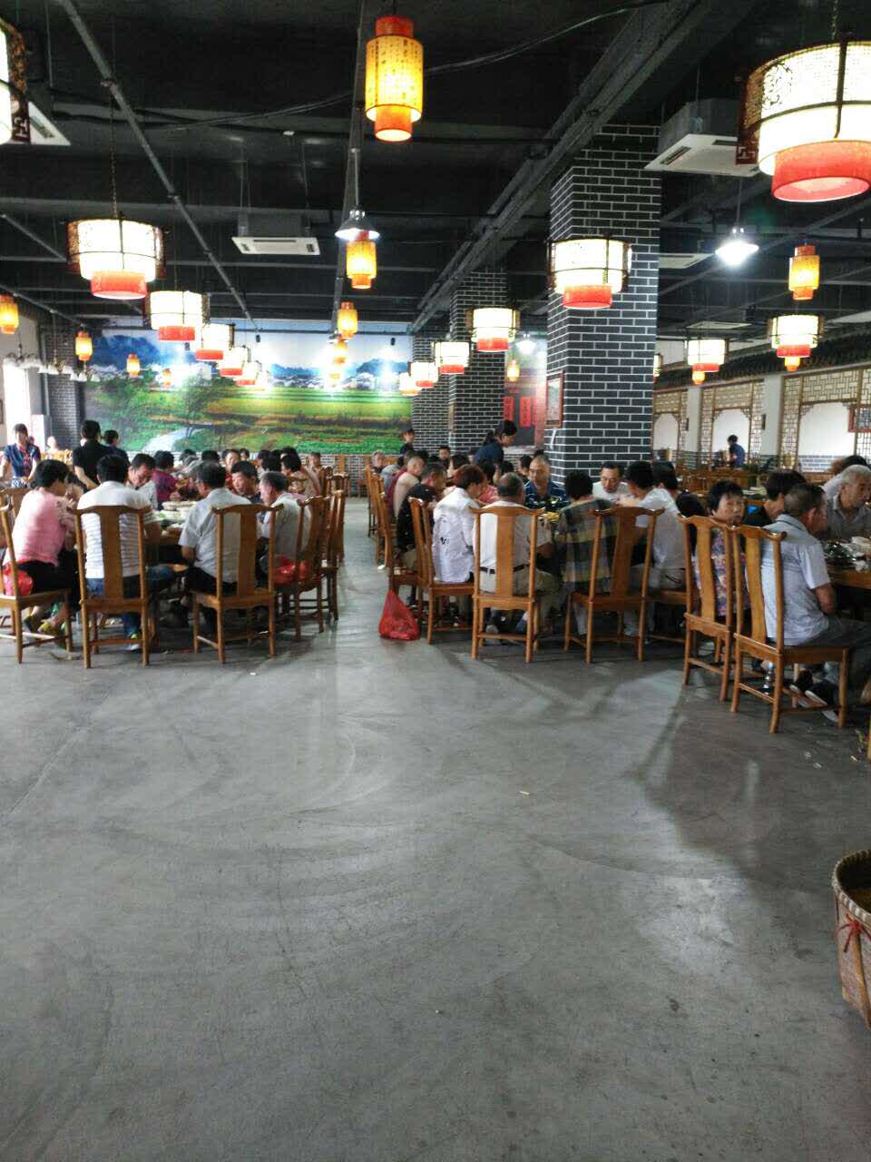 【携程美食林】金华农家故事餐馆,以前,一把鼻涕一把泪,现在,潇洒快活