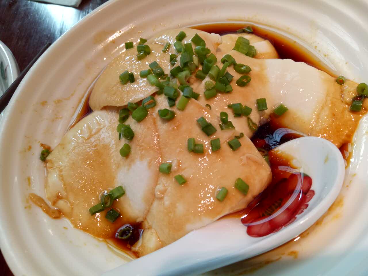 2020外婆家(华润五彩城购物中心店)美食餐厅,每个月都有明星菜品,很