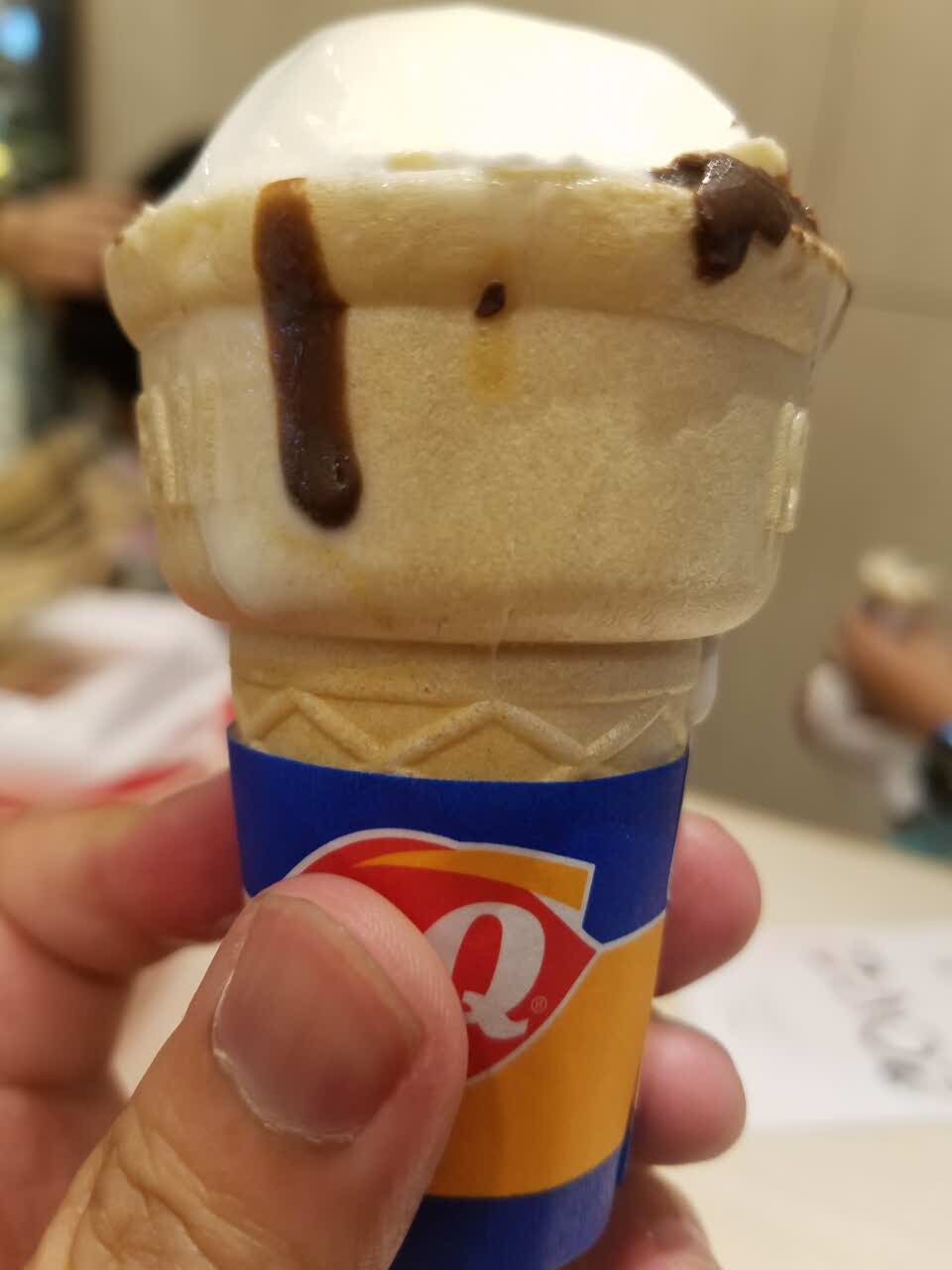 【携程美食林】上海dq(松江乐颂坊店)餐馆,冰雪皇后的巧克力甜筒很