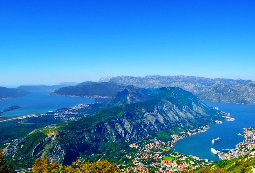 帝国荣耀 - 行走在波西米亚,巴尔干,黑山,伊比利亚,维也纳森林之仲夏