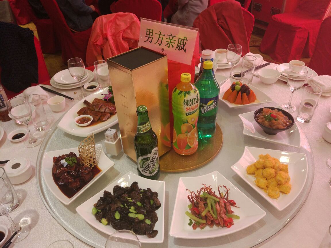 10.15  到常州来喝喜酒,感觉这家酒店还是很气派很豪华的.