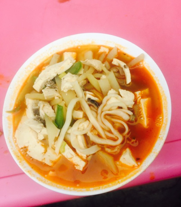 钟楼杨记杂碎面 快餐简餐 直线距离 100m