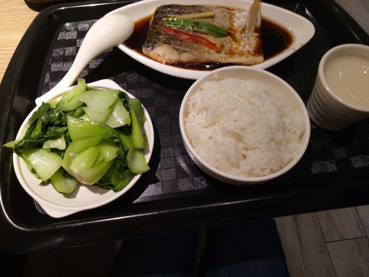 金飯碗中式快餐(晶品店)