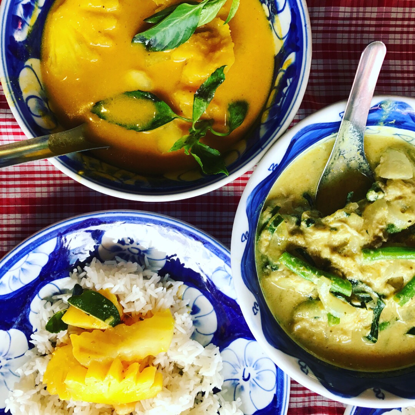 tradicional khmer food.