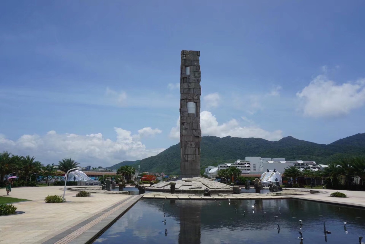 三亚亚龙湾中心广场好玩吗,三亚亚龙湾中心广场景点怎么样_点评_评价