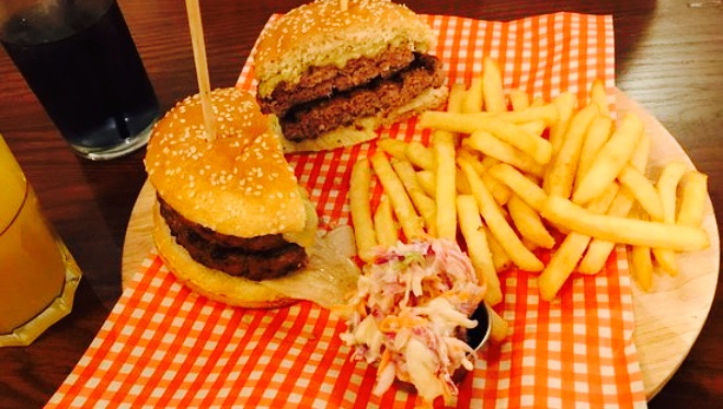 jenny's house on a roll sandwich bar cotton kier