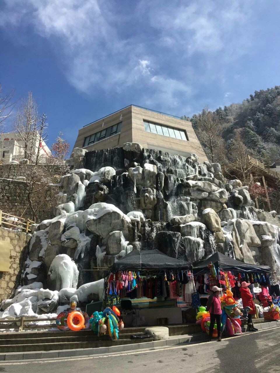 古尔沟穿衣指南,夏天去古尔沟怎么玩,古尔沟天气穿衣指数_大山谷图库