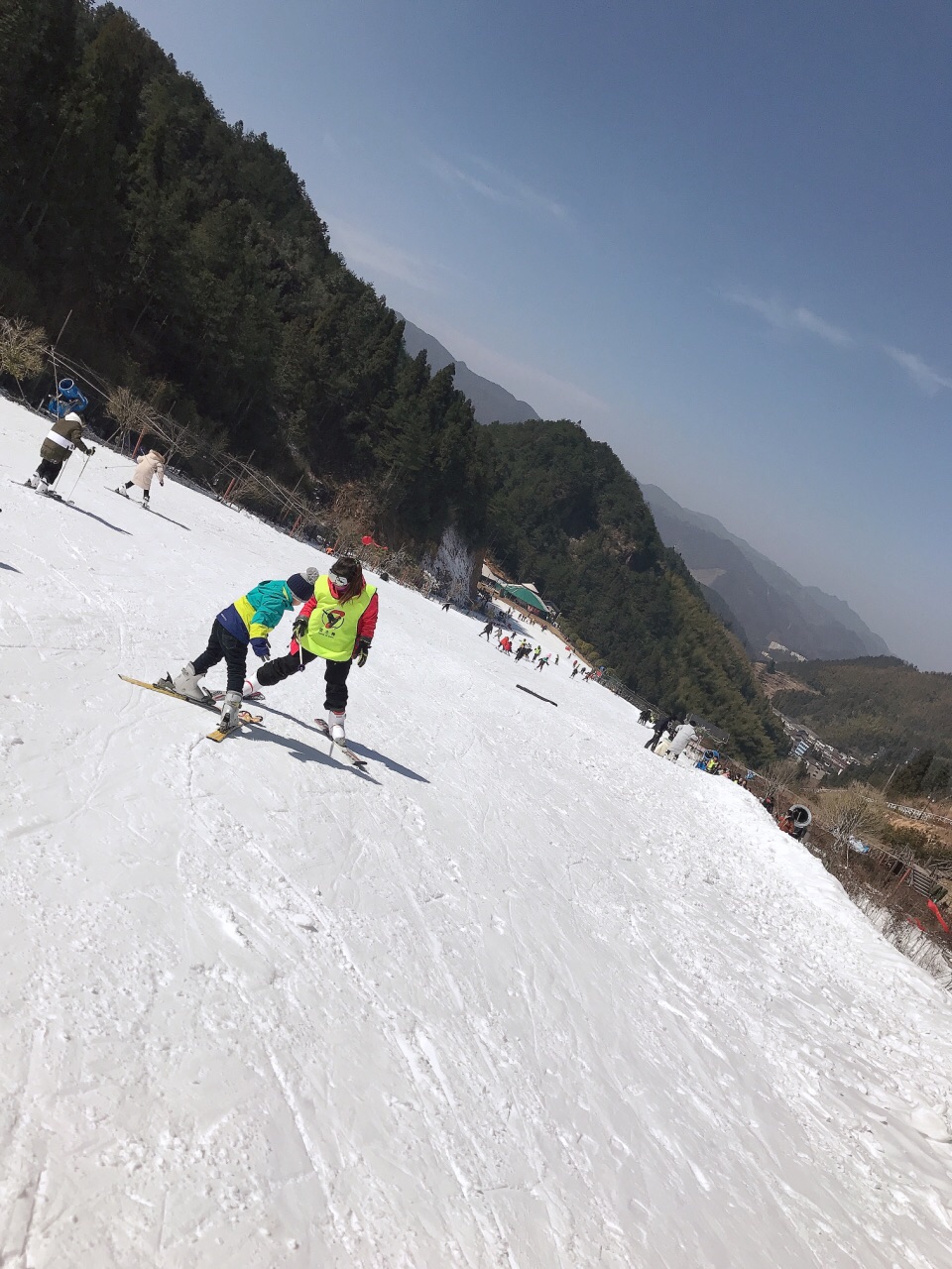 文成绿水尖滑雪场图片