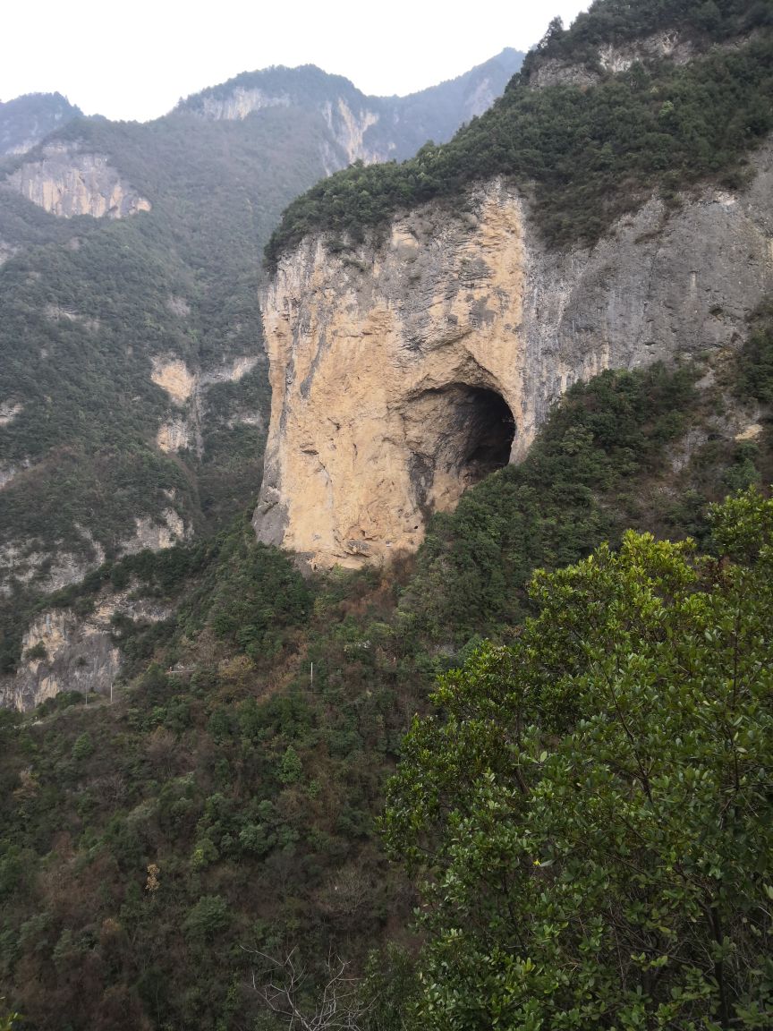 鱼泉山风景区