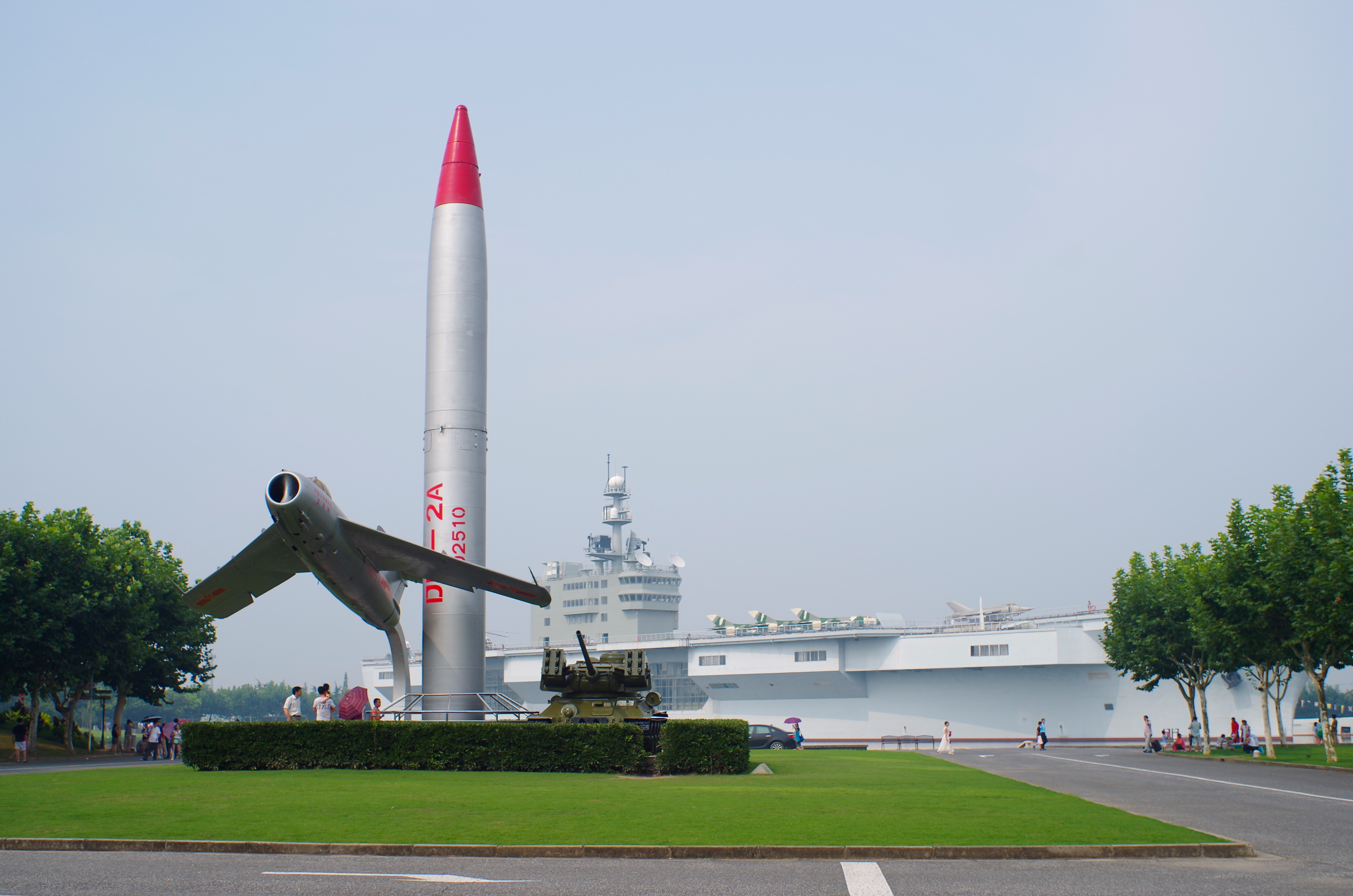 280潜艇 暂无评分 景点地址 上海市青浦区沪青平公路6888号东方绿舟内