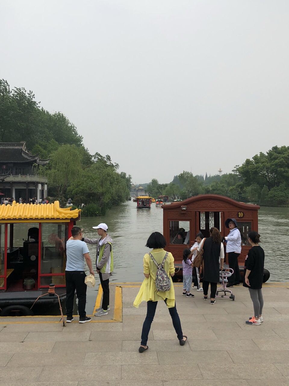 瘦西湖游船