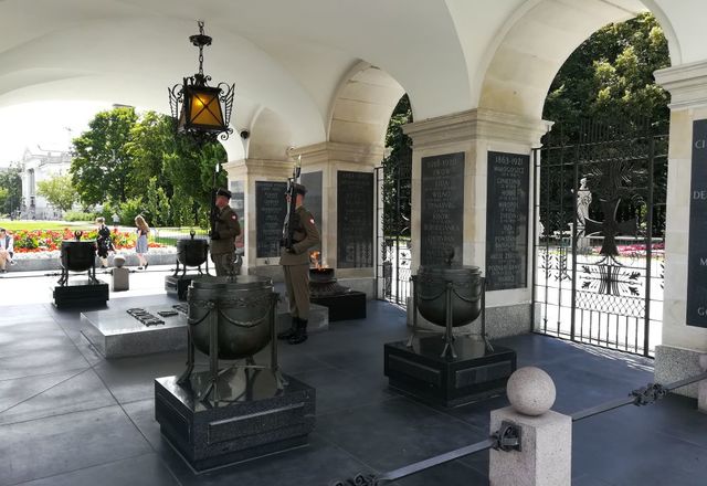 华沙无名烈士墓