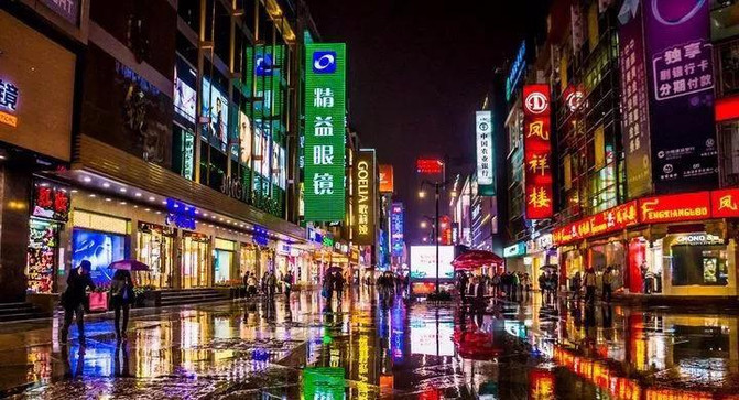 为什么很多人都喜欢成都 100c0v000000k4a76E9B2_R_671_10000_Q90.jpg