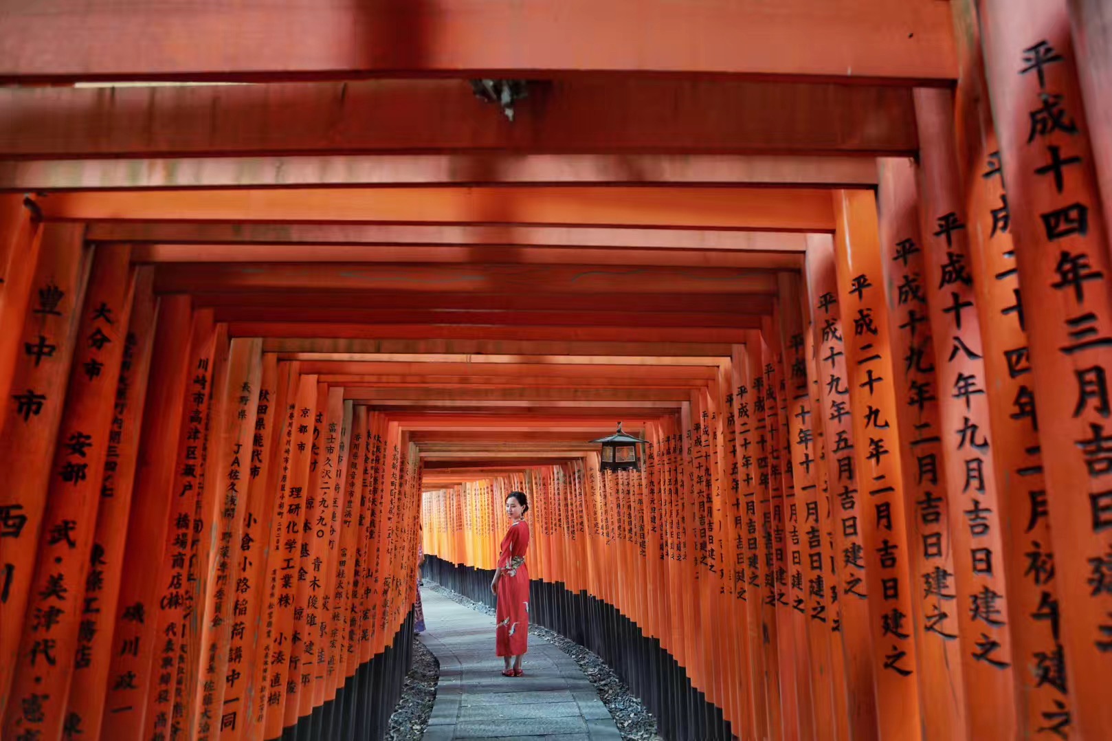 京都伏见稻荷 千本鸟居的绝美风景-京都旅游攻略-游记-去哪儿攻略