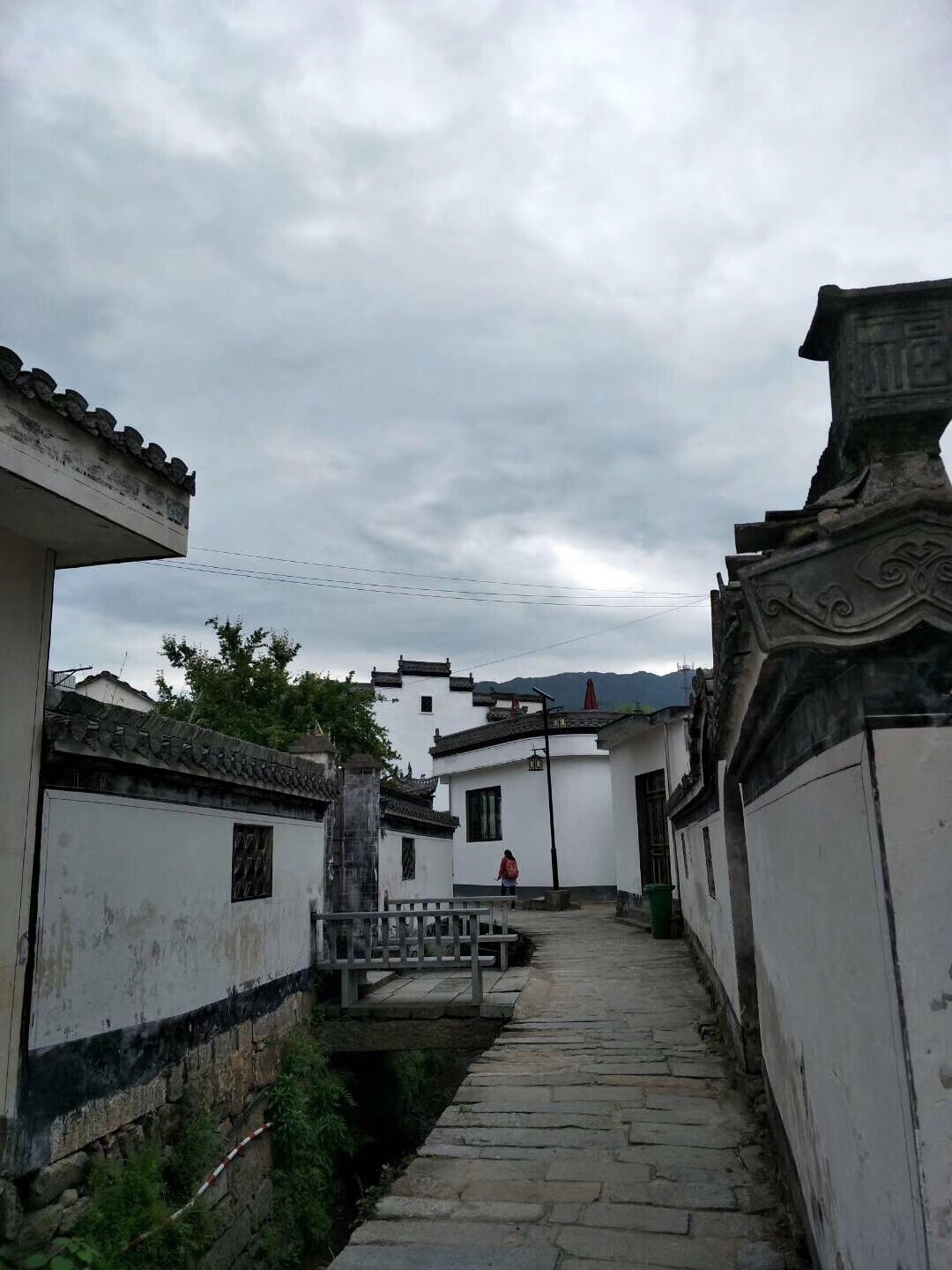 江村风景区位于安徽省旌德县城西南15公里白地镇江村