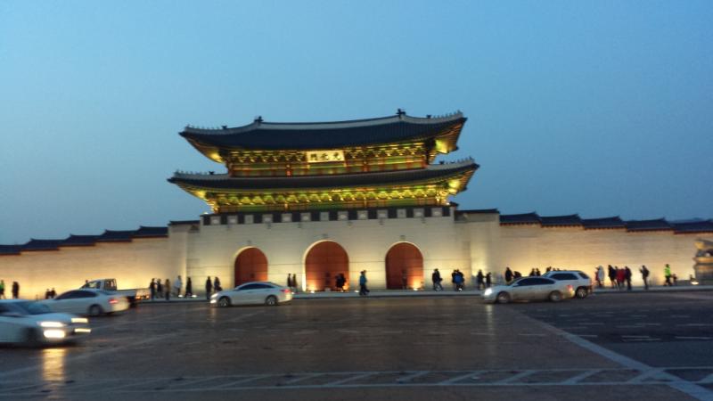 首尔光化门广场攻略,首尔光化门广场门票/游玩攻略/地址/图片/门票价格【携程攻略】