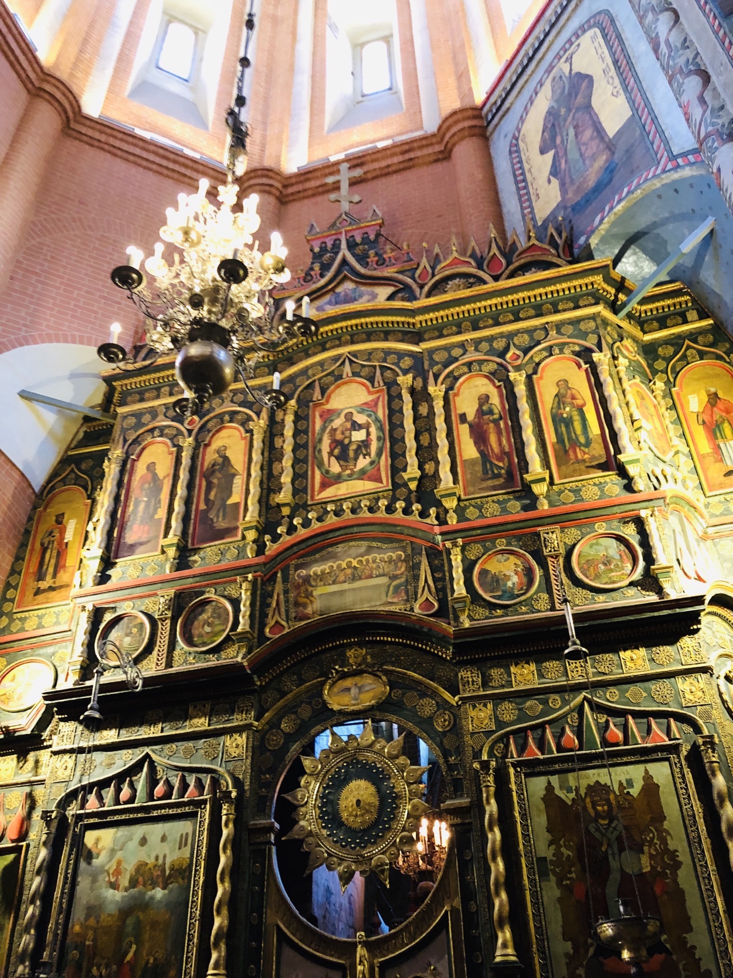 俄罗斯教堂建筑金色圆顶-千叶网