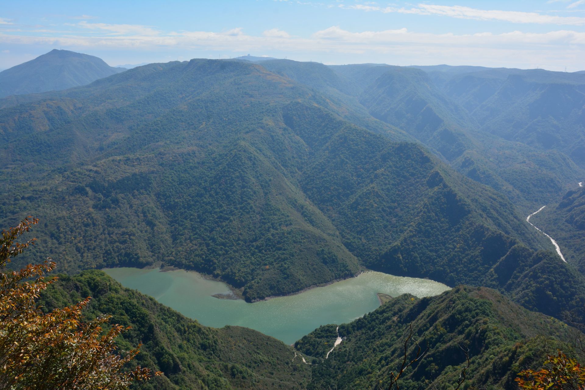 【携程攻略】平凉后峡景区景点,平凉崆峒山的后峡景区与崆峒山前峡一