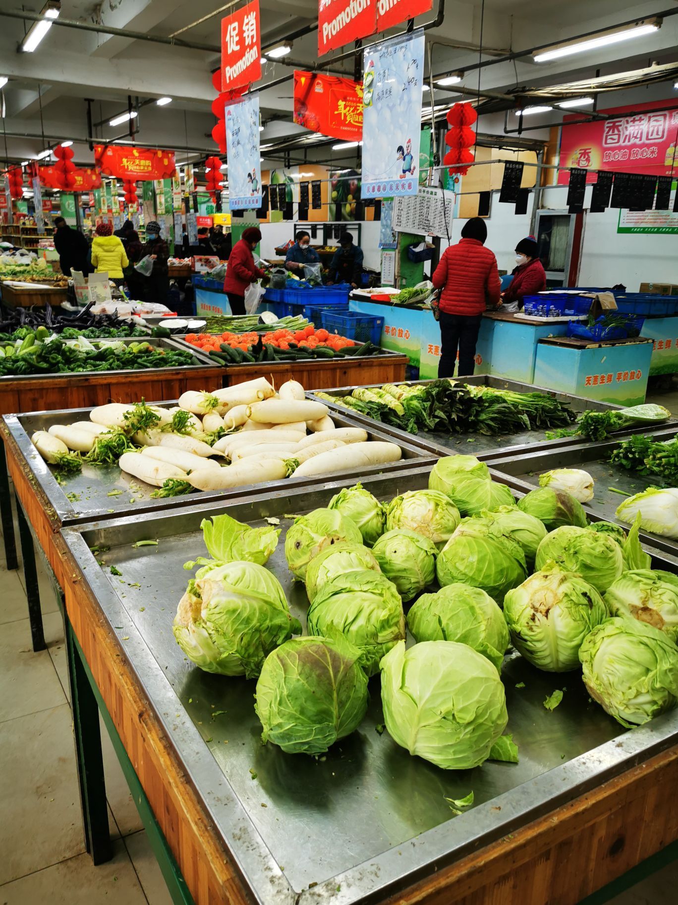 天惠超市的菜品都由朝阳市场直送,蛮新鲜,价格也很给力的
