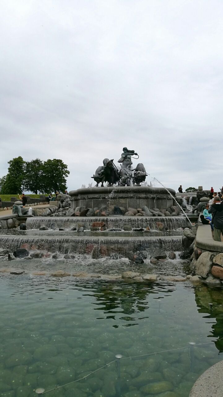 哥本哈根盖费昂喷泉好玩吗,哥本哈根盖费昂喷泉景点怎么样_点评_评价