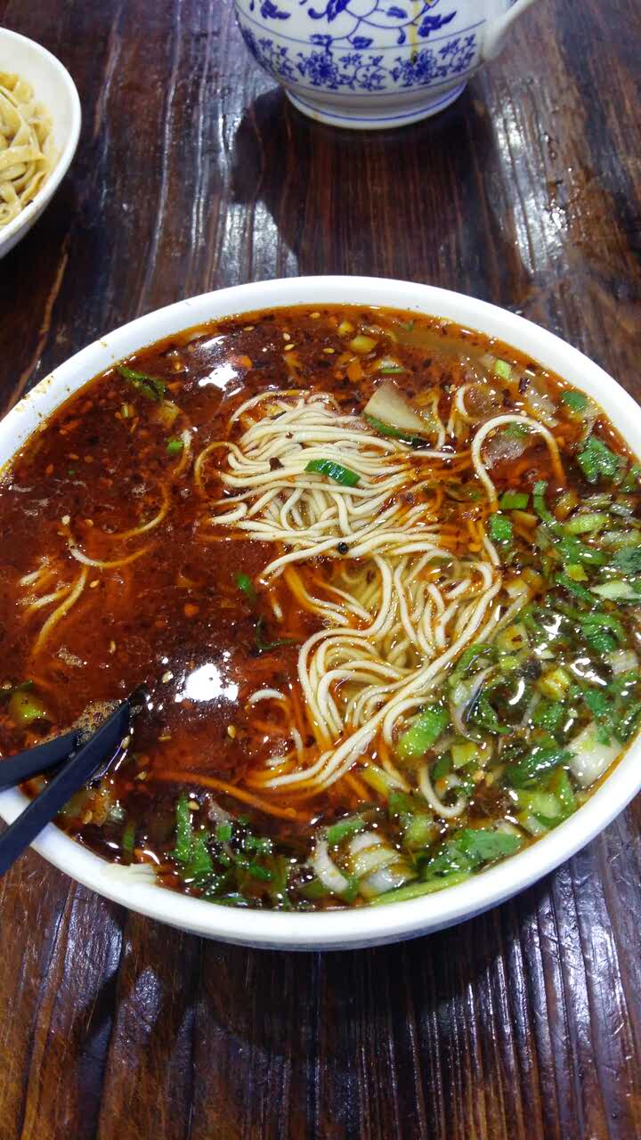 唏嘛香牛肉面(创意园店)