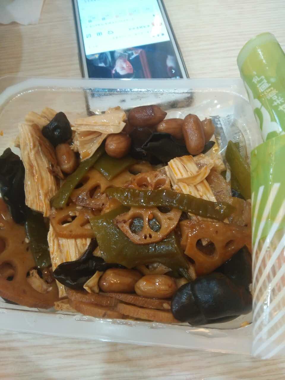 2021久久丫(洋桥店)美食餐厅,口味变了,鸭肠太老了,素菜.