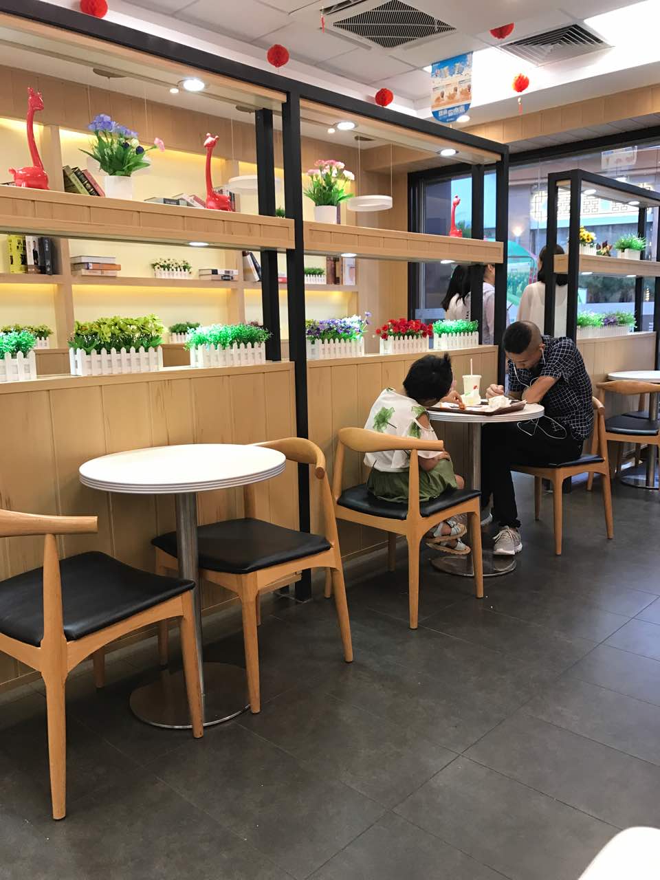 华莱士(黄编店)