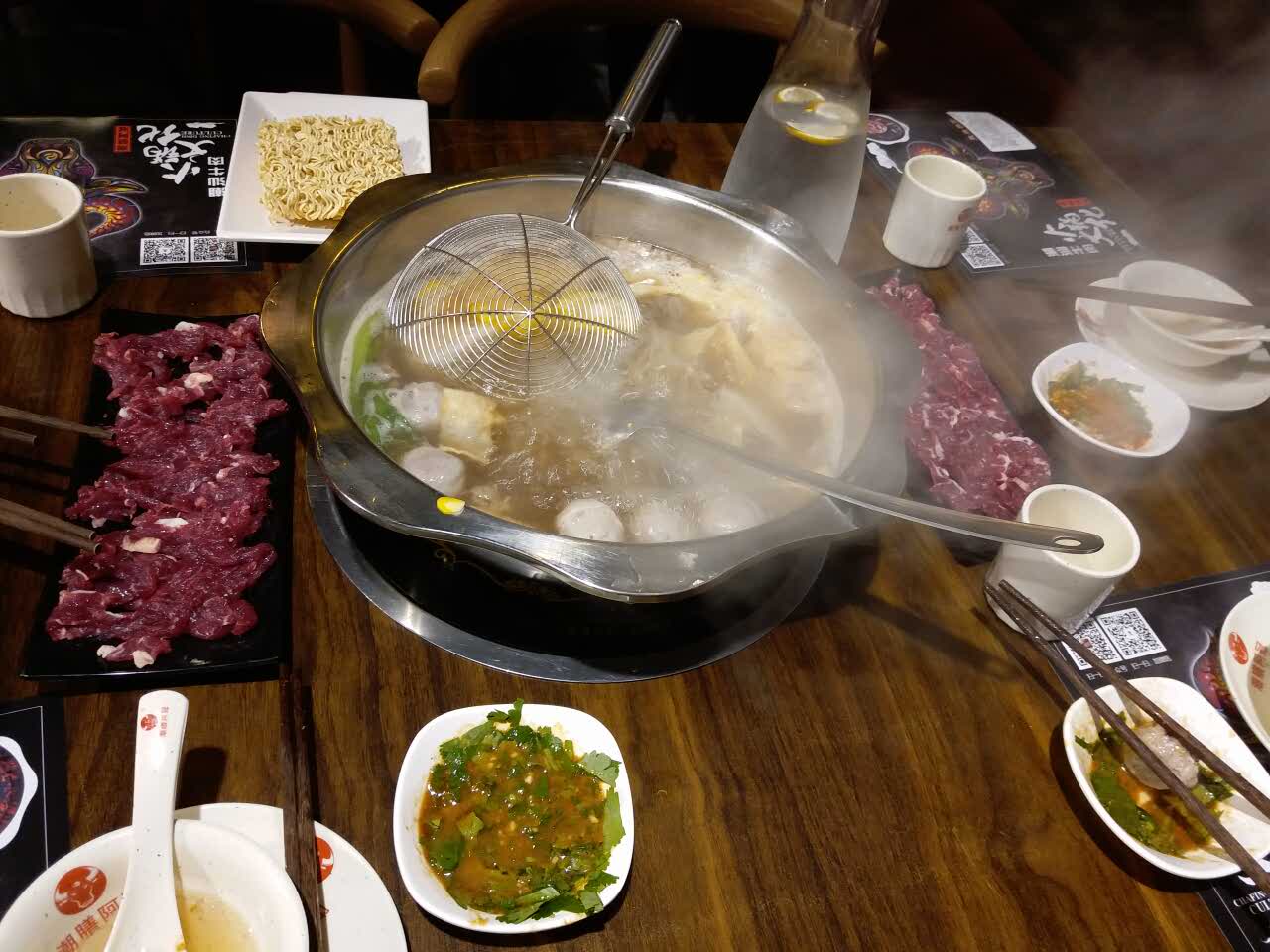 潮汕阿冠牛肉火锅城