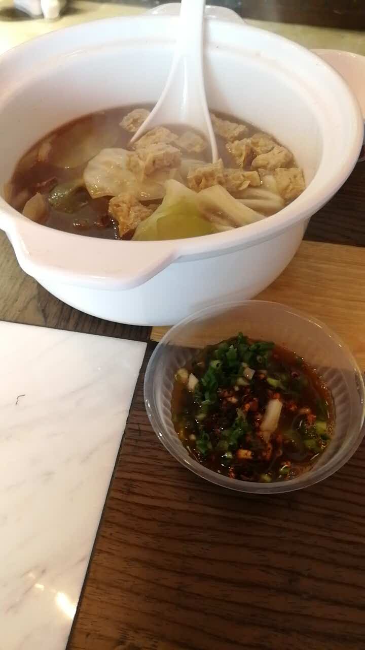 龙胡子卤汤馆(花果园店)