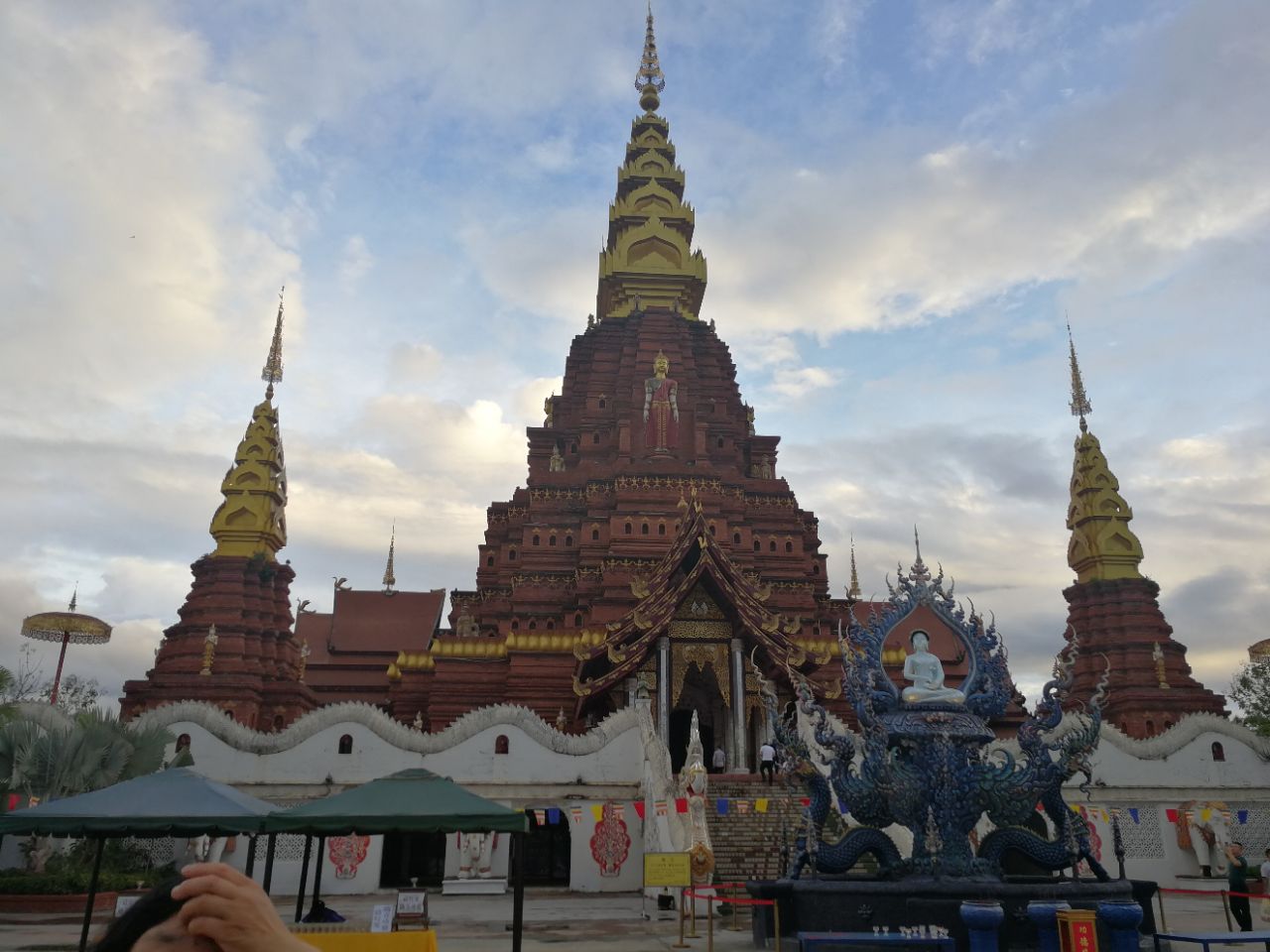 西双版纳景洪大金塔寺，也称缅甸大金塔，大金塔寺是景洪市的总佛寺|金塔寺|景洪|大金塔_新浪新闻