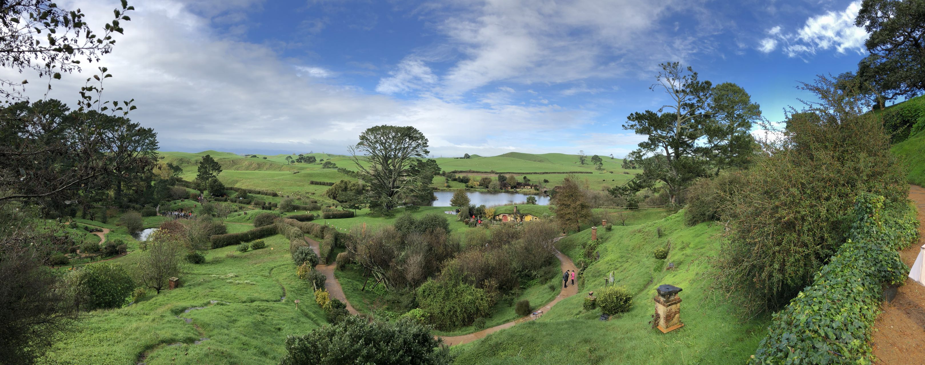 新西兰霍比特村 怀托摩萤火虫洞一日游【奥克兰大巴出发 午餐 免费
