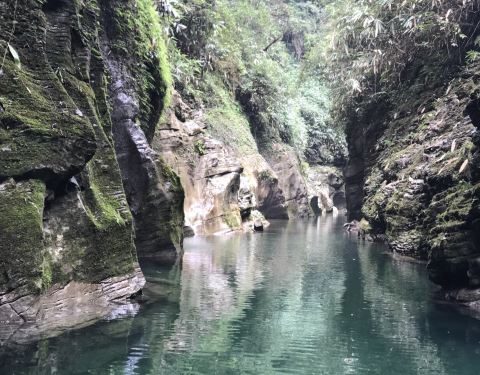 屏山峡谷游玩几小时 100d0w000000kqjbf403C_C_480_375.jpg