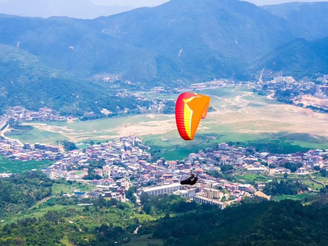 长泰滑翔伞体验俱乐部