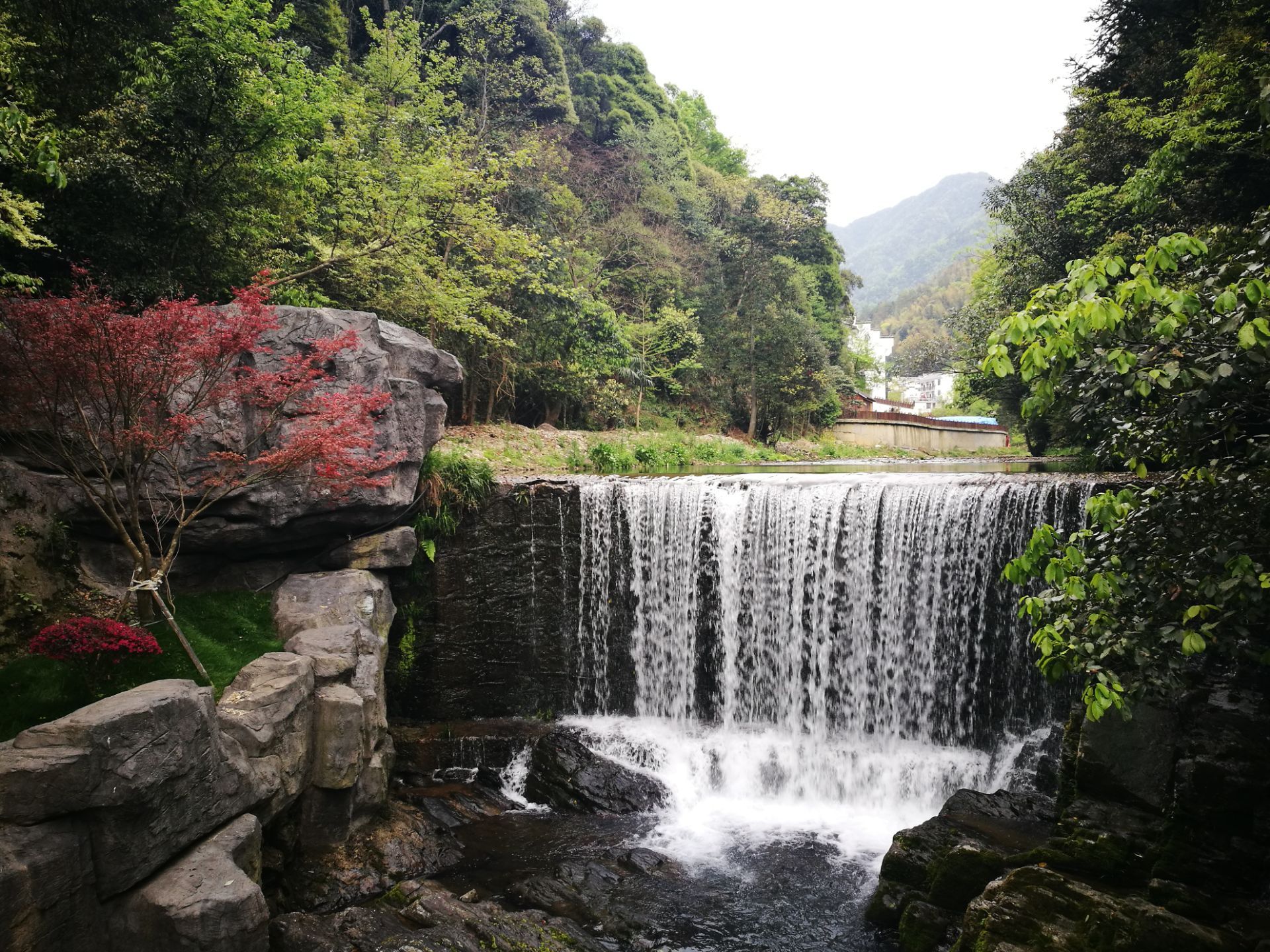 2023秋浦第一漂流玩乐攻略,秋浦河的山水不错,水流特别.