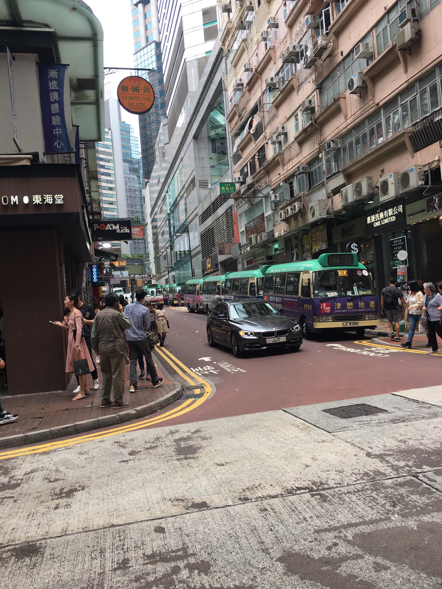 鉴赏：中国顶级步行街之香港铜锣湾商业街__凤凰网