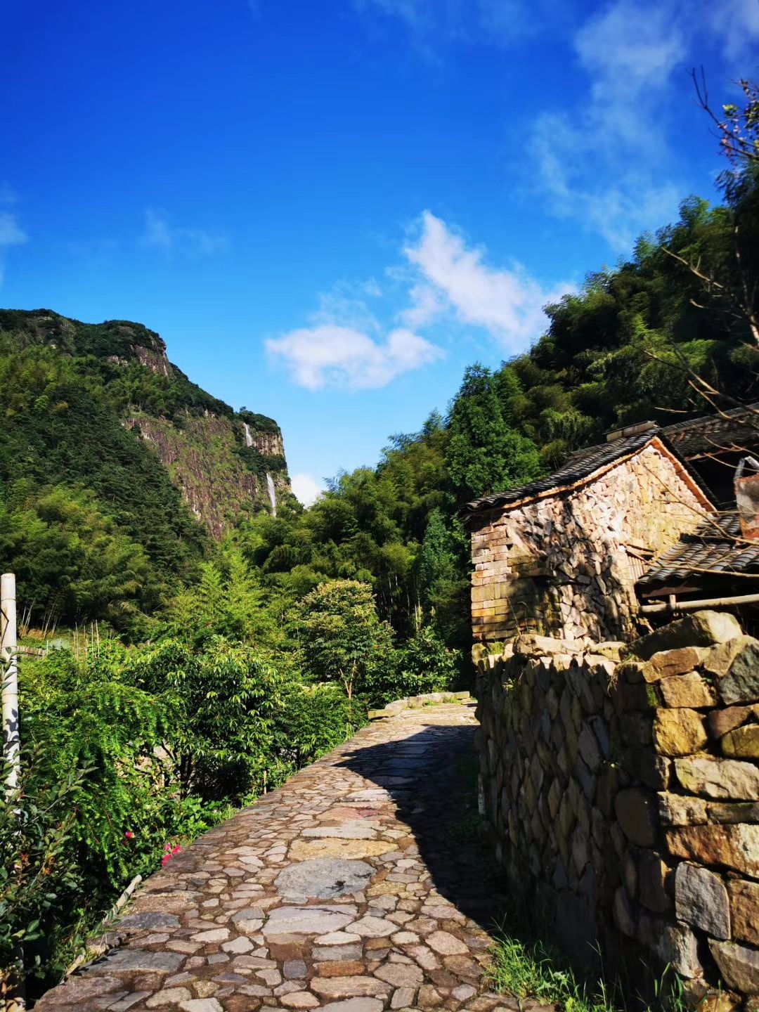 三门岩下村旅游景点图片