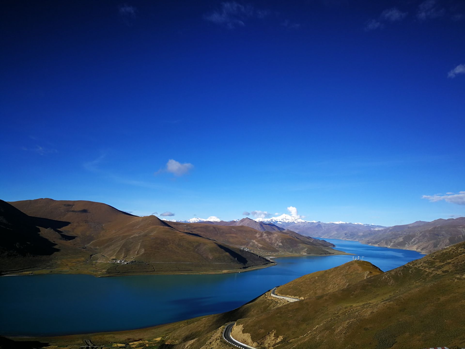 【携程攻略】浪卡子羊卓雍措景点,羊卓雍错是西藏三大圣湖之一,距离