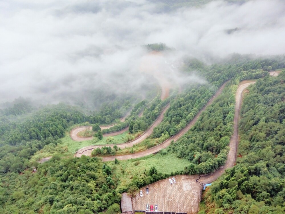 景星岩