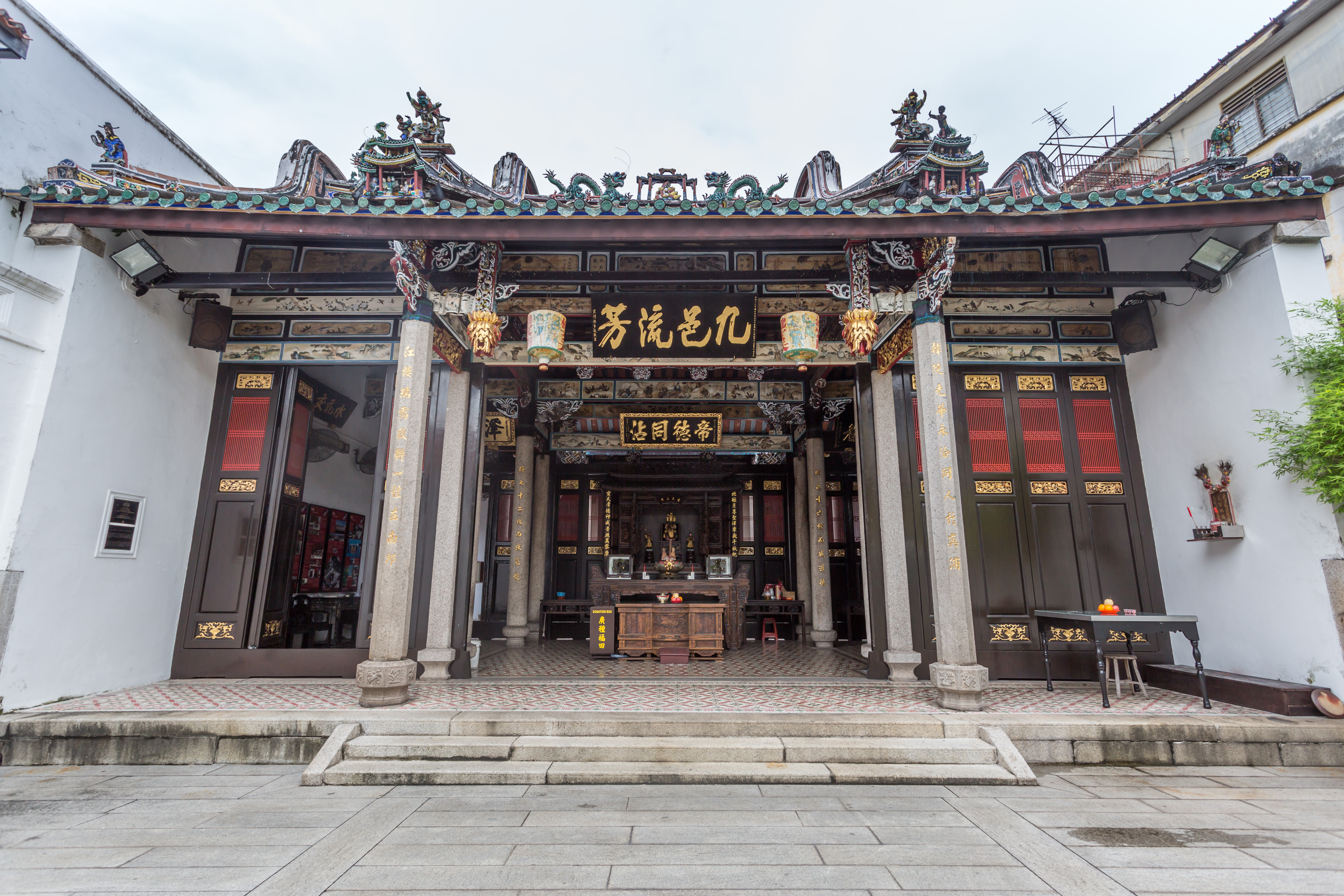 潮州会馆 直线距离 100m