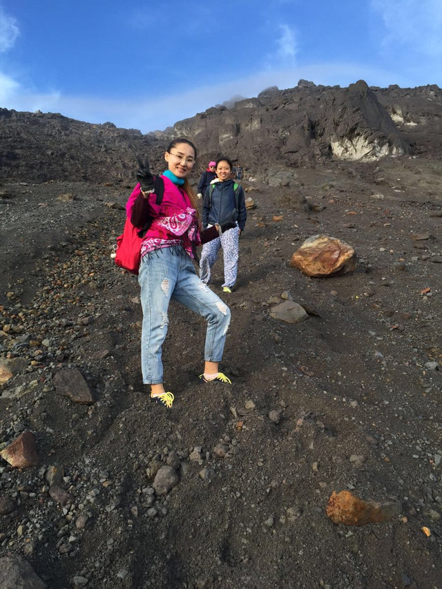 印尼日惹婆罗浮屠和默拉皮火山四日完美登顶之
