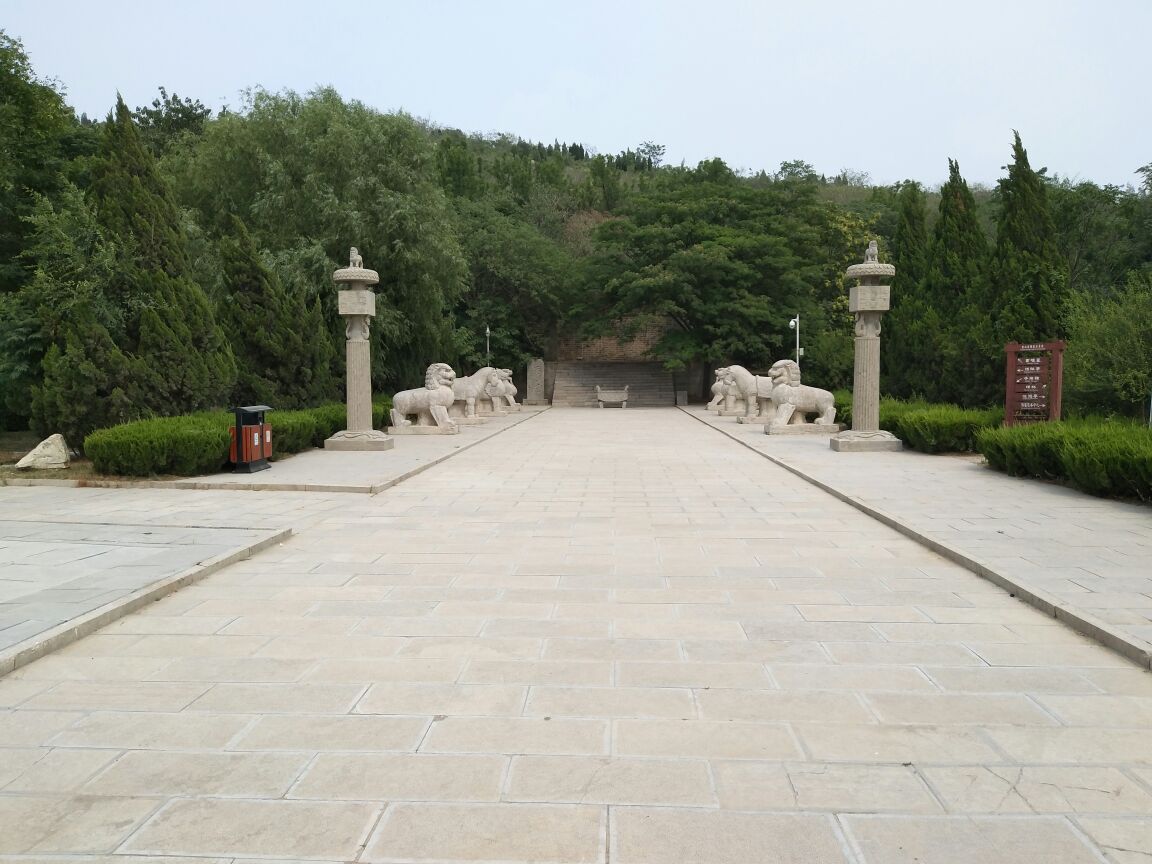 东阿曹植墓图片
