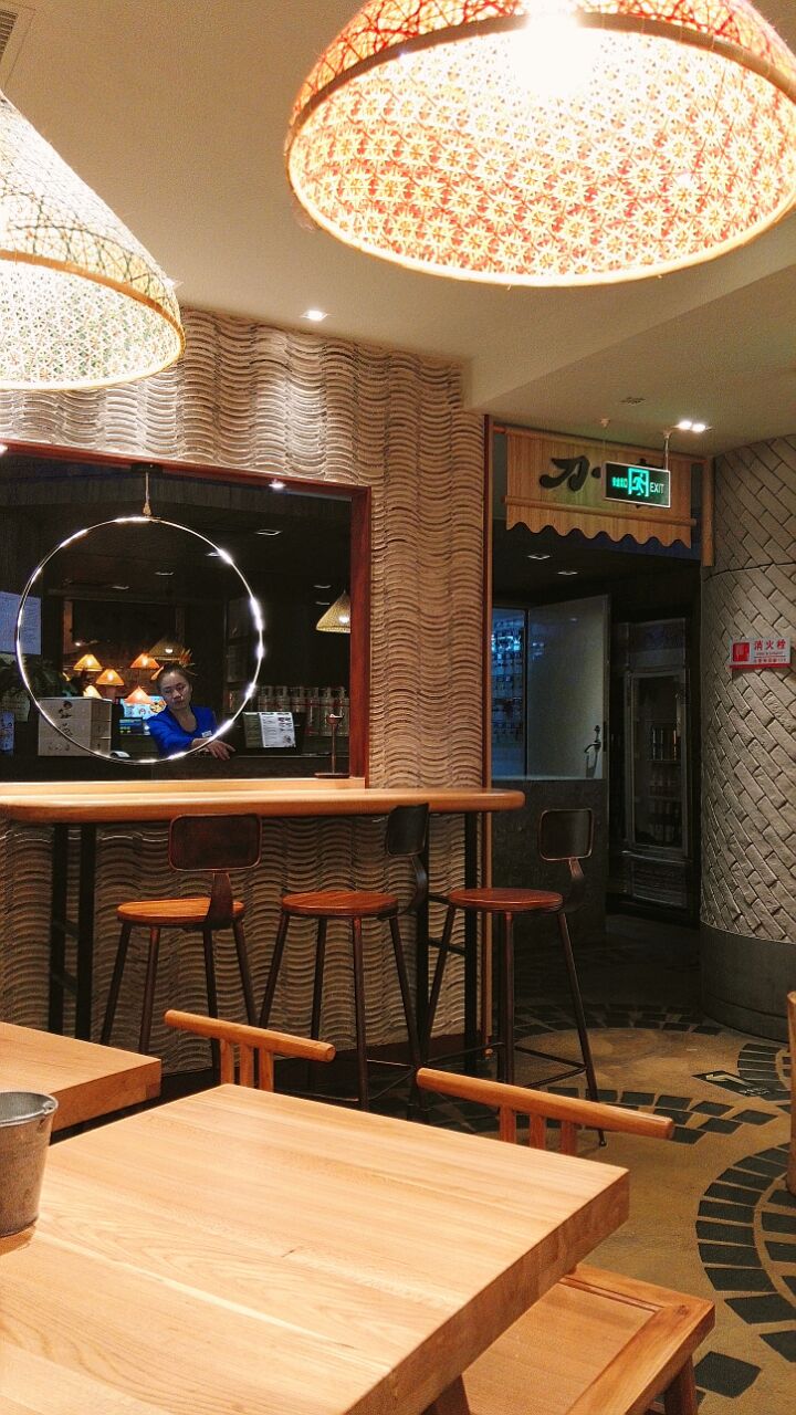 刀小蛮半只鸡云南米线(王府井apm店)