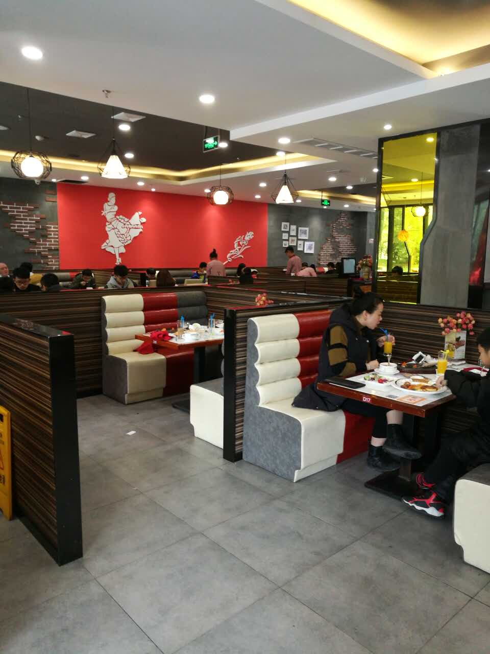 2019斗牛士牛排馆(瑞安广场店)美食餐厅,环境好服务好什么都好十分满.