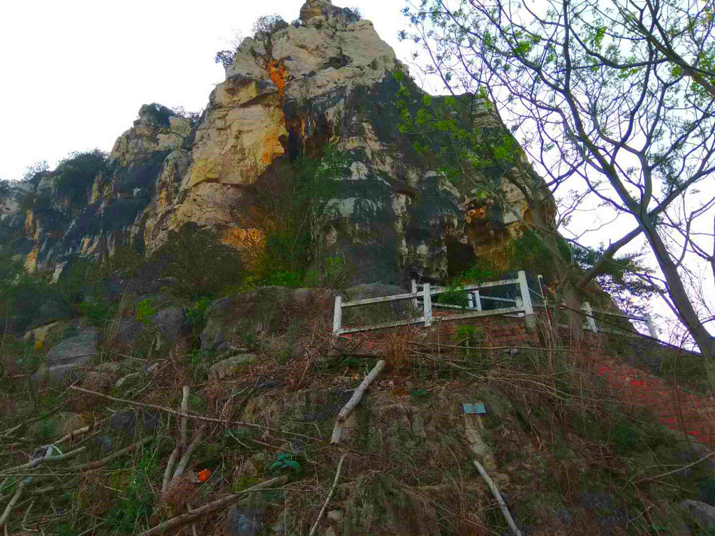 乐游独秀山